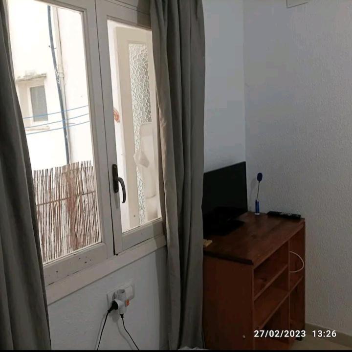 Maison d'hôtes Camera Privata Singola In Appartamento, Bagno In Comune, Aria Condizionata Caldo Freddo, Wifi, Tv