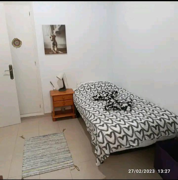 Camera Privata Singola In Appartamento, Bagno In Comune, Aria Condizionata Caldo Freddo, Wifi, Tv Maison d'hôtes Llucmajor (Mallorca)